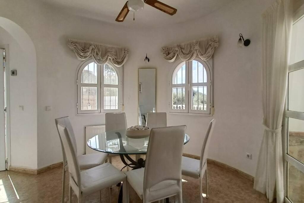 Dos Torres - Perfect Family Vacation Villa