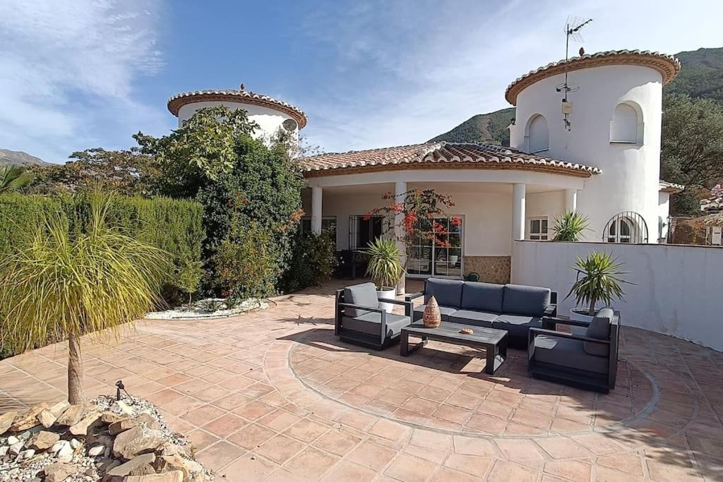 Dos Torres - Perfect Family Vacation Villa Malaga
